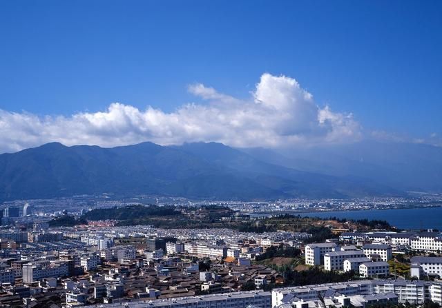 云南昭通附近大城市
