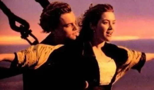 泰坦尼克号的女主角,泰坦尼克号女主角带的项链是什么图3