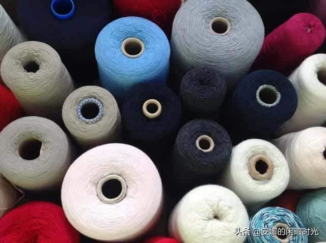 澳毛大衣为什么很扎人(大衣上写100澳毛真假)