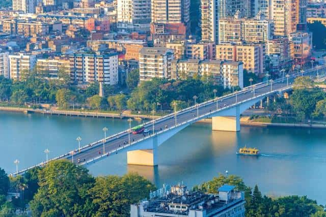 广西柳州必去十大景点排名(柳州景点有什么比较好玩)