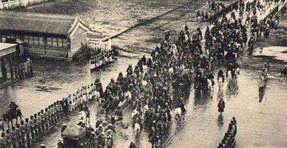 出逃过程如何解决生理问题(慈禧用什么解决生理需求)