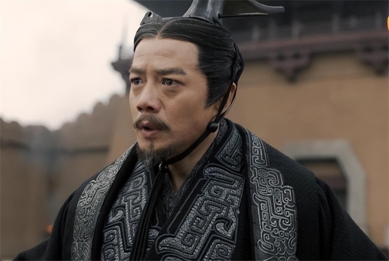 吕不韦和李斯谁是忠臣(吕不韦和李斯谁厉害)