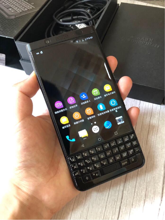 黑莓手机是哪个国家的_名称来源机型简介发展历程主要特点