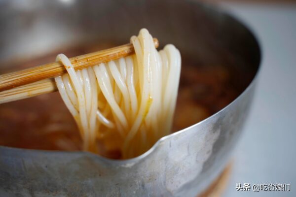 螺蛳粉品牌排行榜十强名单(全国螺蛳粉品牌排行榜)-1 螺蛳粉品牌排行榜十强名单(全国螺蛳粉品牌排行榜)-1