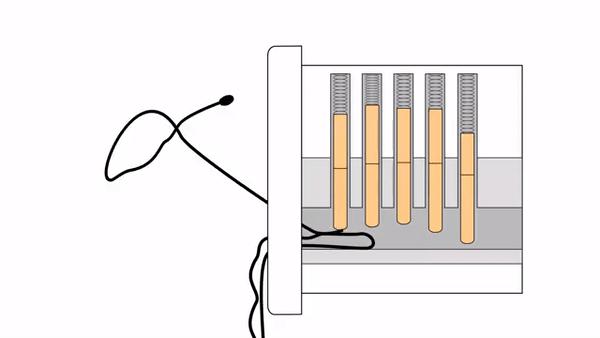 忘记带钥匙被锁在门外(出门忘带钥匙开锁小窍门)