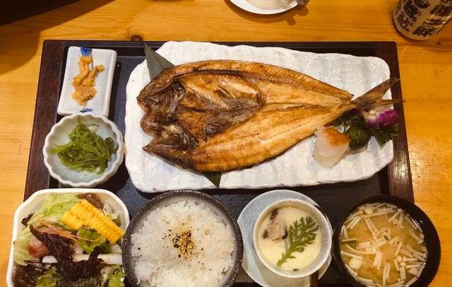 上海日料哪里吃（上海这些好吃不贵的日料店）(49)