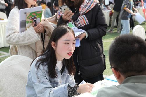 葛洲坝水利水电学校有哪些专业(葛洲坝水利水电学校招生简章)-第1张图片-