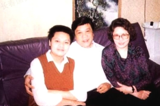 赵忠祥妻子身份曝光,张美珠资料简介