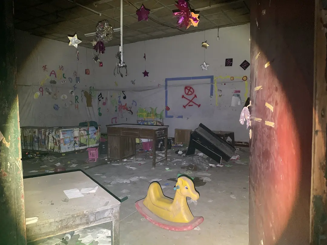 红太阳幼儿园灵异事件-出现什么事