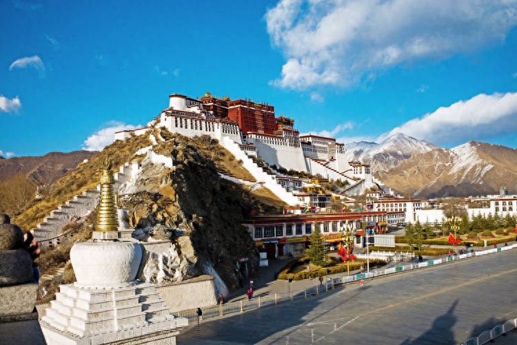 第五套人民币背面图案是什么？