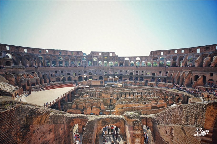 古罗马这么残忍的斗兽场，真的只是有钱人的游乐场所吗？