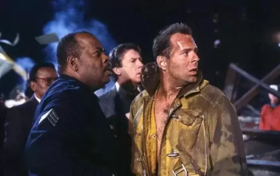 经典动作大片有哪些好看的(最成功的的六个系列动作大片推荐)