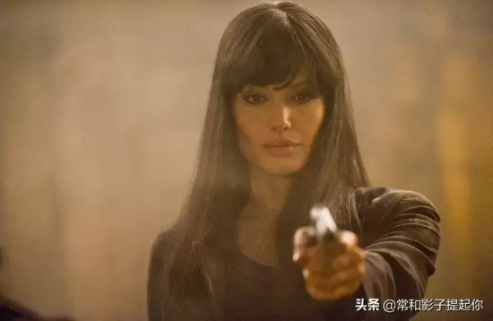 女主拯救世界的电影有哪些(盘点电影中10位“拯救世界”的女主电影)