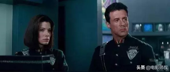 预测未来的科幻电影有哪些(10部真实预见未来的科幻片推荐)