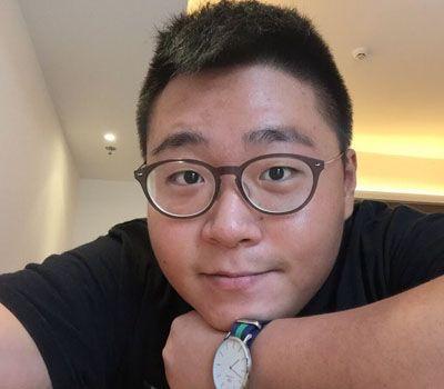 郝邵文到底死没死家里破产现状结婚没老婆照片 郝邵文现在的照片