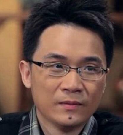 演员蔡明的老公是谁 她的老公是丁秋星