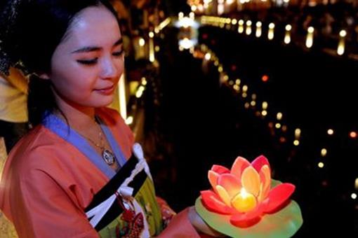 不同地区中秋节的民俗是怎样的?