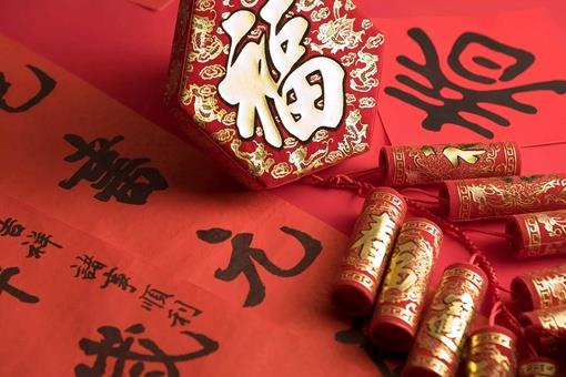 春节的由来和传统风俗50字300字