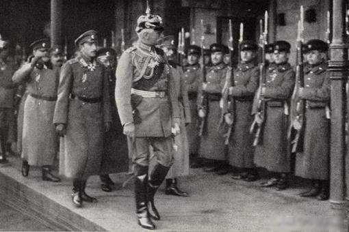 德国历史上最传奇元帅是谁?经历了五个时代