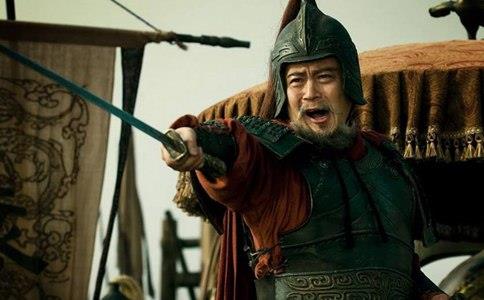 官渡之战当袁绍还处于优势的时候,为什么刘备却要跑掉?