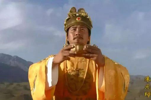 朱元璋吃饭时碗里有根头发,厨师做了什么得到重赏?