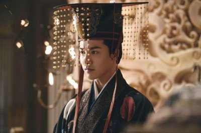 ​曹操接连把三位女儿嫁给汉献帝,只是为了控制汉献帝吗?