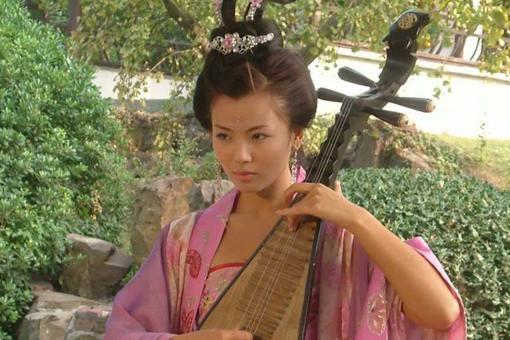 李煜和陈叔宝都是亡国之君,为什么李煜受到同情?