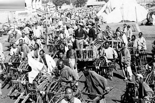 八国联军入侵清朝的时候为何没有国家帮助清朝?