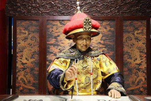 康熙皇帝究竟功大于过,还是过大于功?