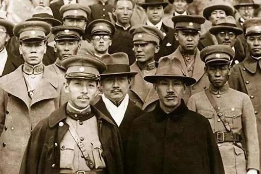 张作霖为什么能镇住杨宇霆?