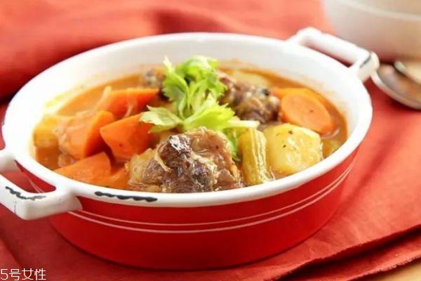 炖羊肉怎么做好吃 清炖羊肉最简单的做法