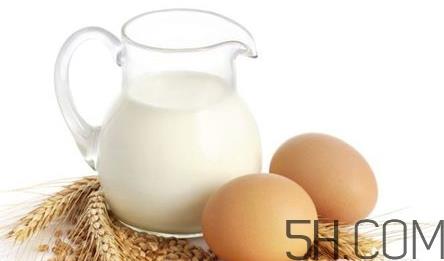 牛奶什么时候喝好？牛奶什么样的好？