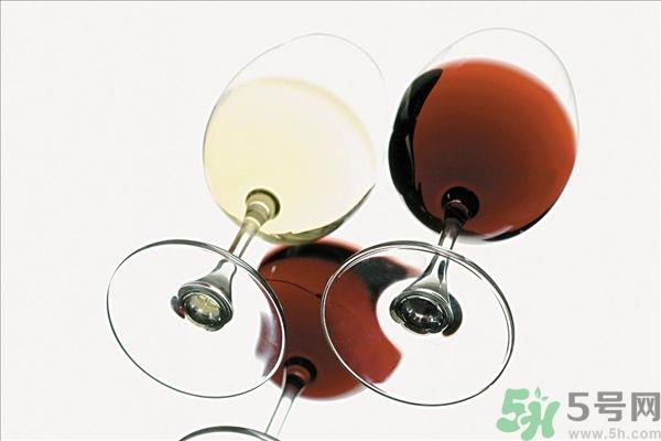 葡萄酒为什么要醒酒？葡萄酒醒酒的方法