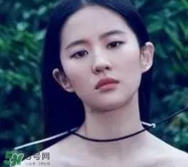 豆沙色口红怎么化？豆沙色口红怎么涂好看？