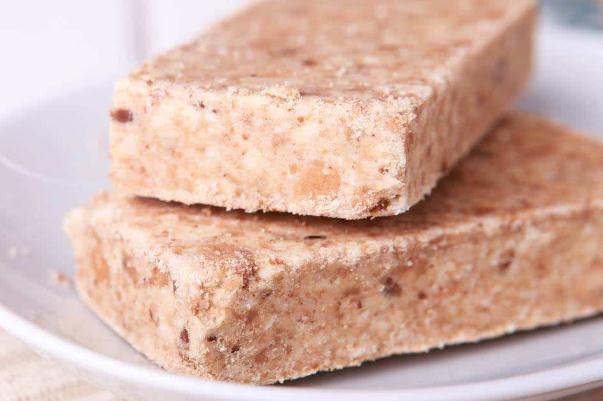 压缩饼干有什么危害 压缩饼干有蛋白质吗