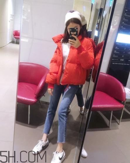 红色棉袄怎么搭配？红色棉服搭配图片