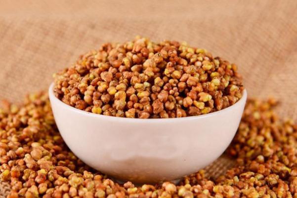 荞麦茶的功效与作用 荞麦茶和苦荞茶的区别 荞麦茶的功效与作用 荞麦茶和苦荞茶的区别