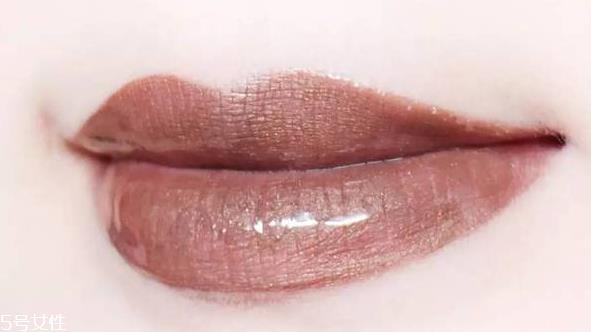 mac口红哪个色号好看又百搭？超全试色