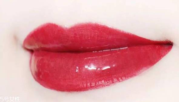 mac口红哪个色号好看又百搭？超全试色