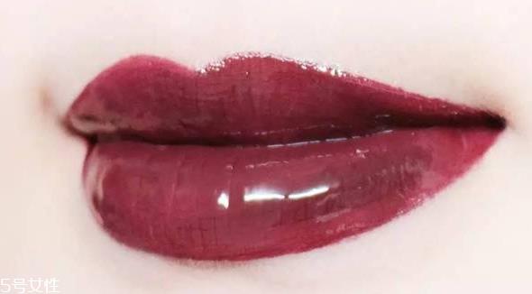 mac口红哪个色号好看又百搭？超全试色