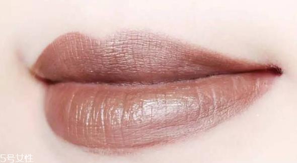 mac口红哪个色号好看又百搭？超全试色
