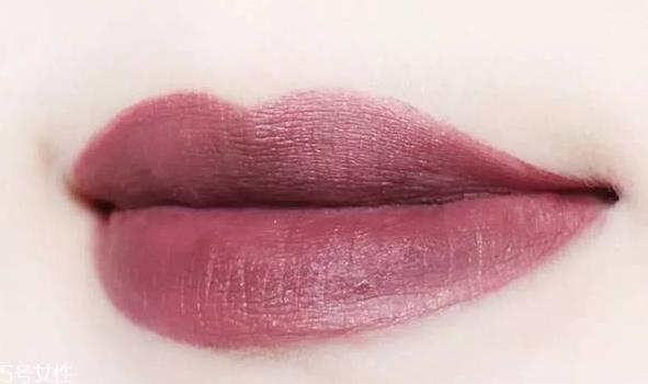 mac口红哪个色号好看又百搭？超全试色