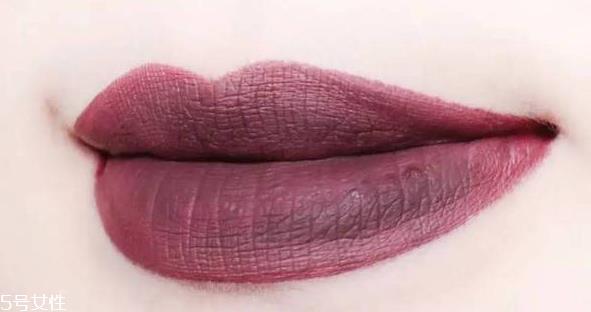 mac口红哪个色号好看又百搭？超全试色