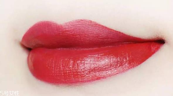 mac口红哪个色号好看又百搭？超全试色