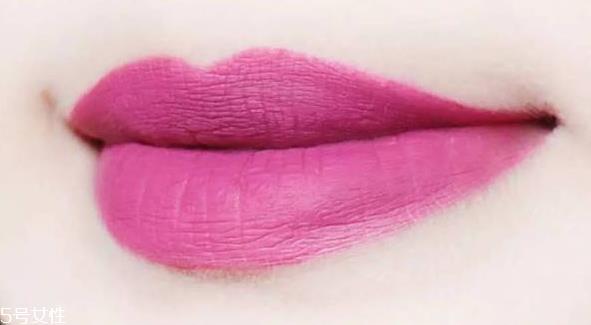 mac口红哪个色号好看又百搭？超全试色
