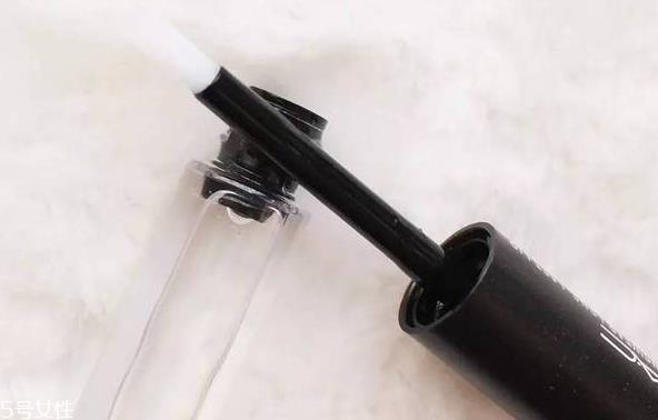 mac口红哪个色号好看又百搭？超全试色