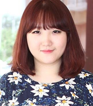 脸上有肉的女生适合什么发型 遮肉又修饰脸型的发型