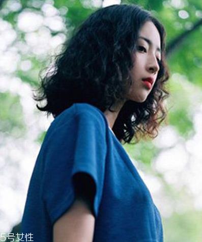 齐肩发怎么扎好看 女生扎发发型大全