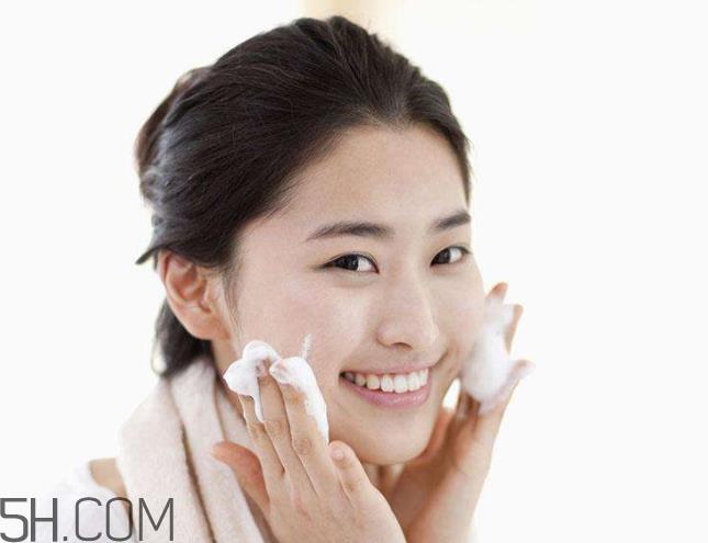 洗面奶泡沫多好吗？怎么挑选洗面奶？