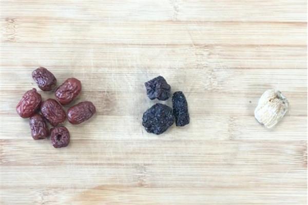 秋季喝什么茶好 4款秋季滋润茶饮 秋季喝什么茶好 4款秋季滋润茶饮